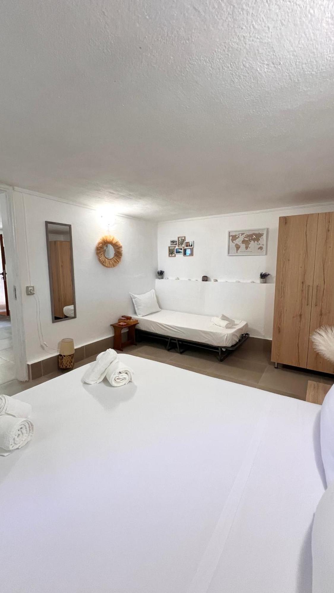 Petra Oliva Apartment เดอร์มี ภายนอก รูปภาพ